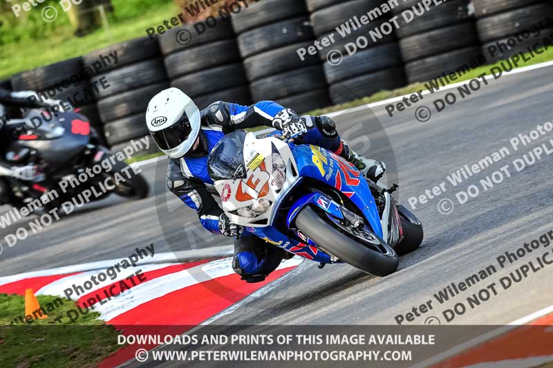 cadwell no limits trackday;cadwell park;cadwell park photographs;cadwell trackday photographs;enduro digital images;event digital images;eventdigitalimages;no limits trackdays;peter wileman photography;racing digital images;trackday digital images;trackday photos